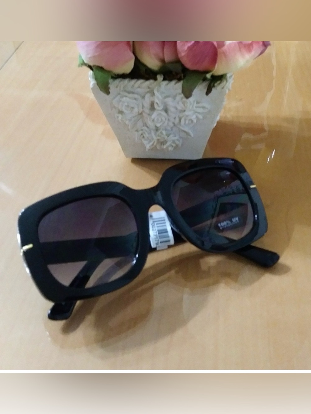 Classic Black Women's Sunglasses